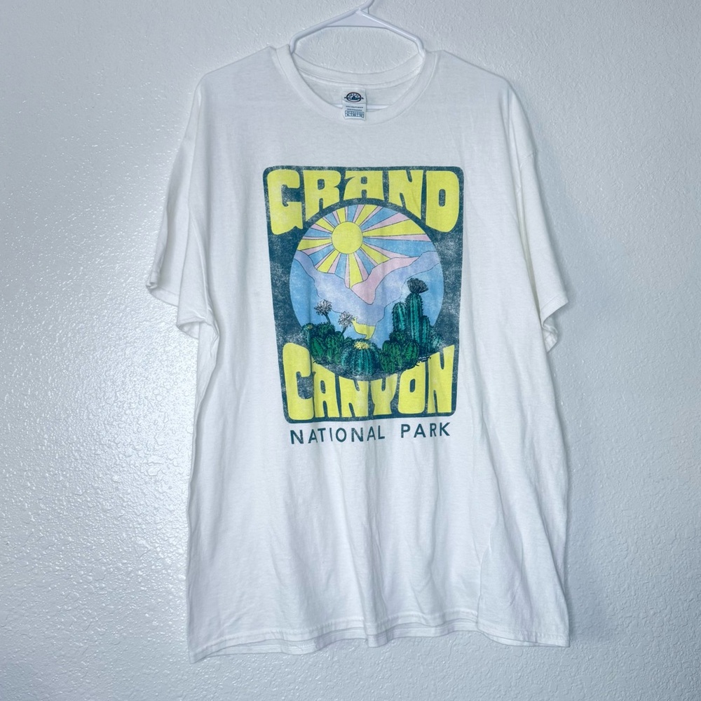 🍓 Delta Pro Weight Grand Canyon National Park Boho White Graphic Tee XL